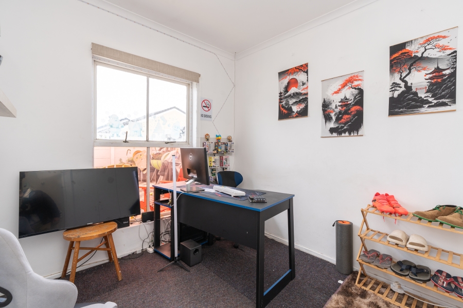 2 Bedroom Property for Sale in Thornton Western Cape